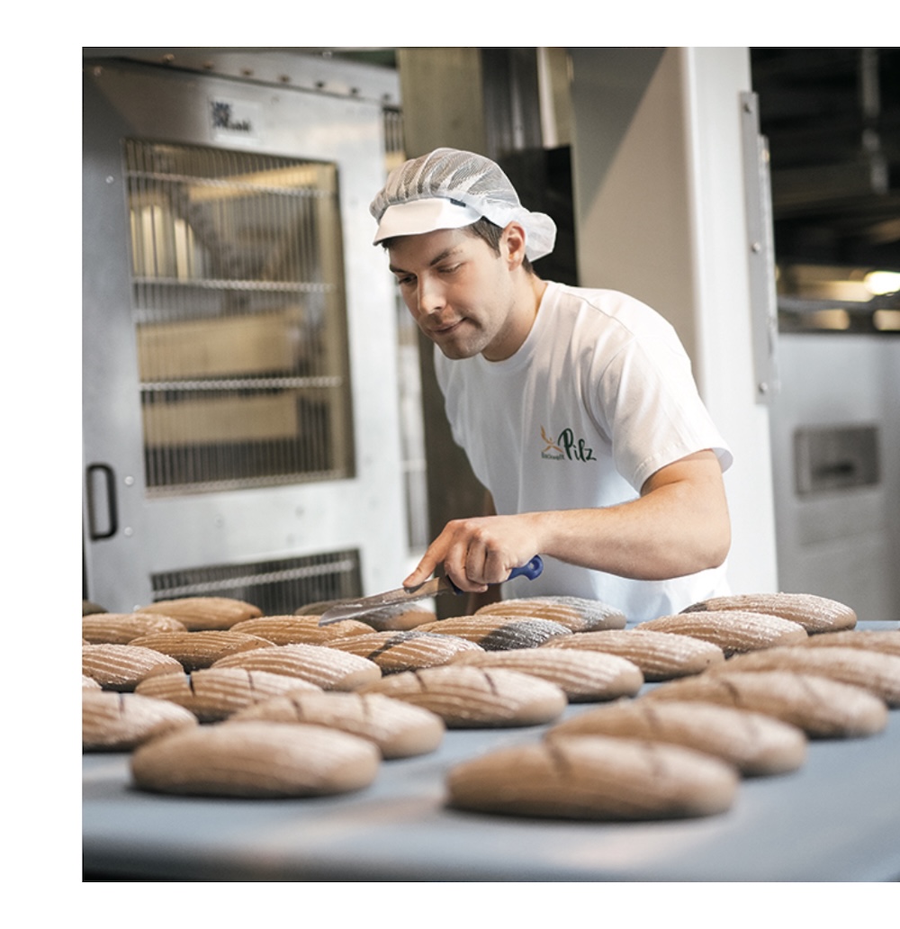 Traditionelle Handwerkskunst in der Backwelt Pilz