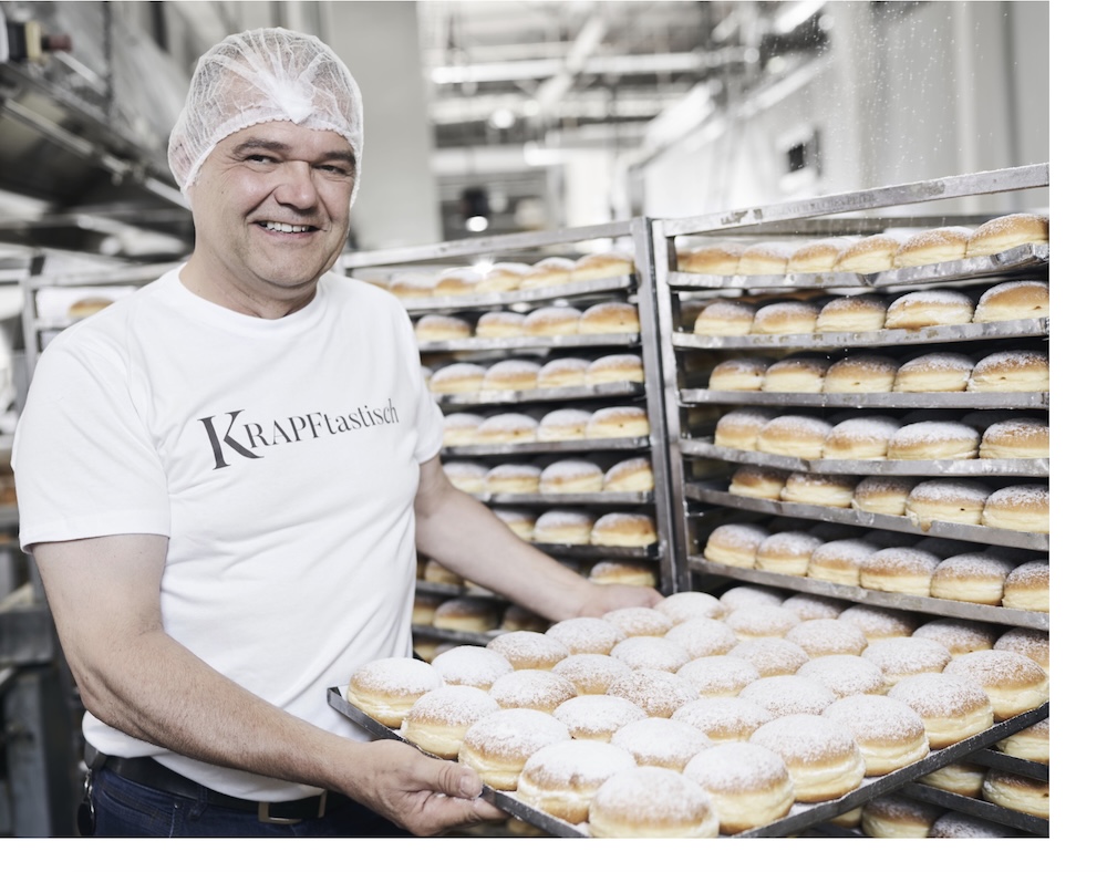 Für die Herstellung bedarf es einer ausgewogenen Balance zwischen den richtigen Rohstoffen, traditionellem Handwerk und moderner Technik. 