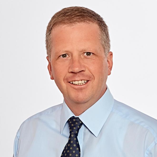 Dr. Peter Truzla