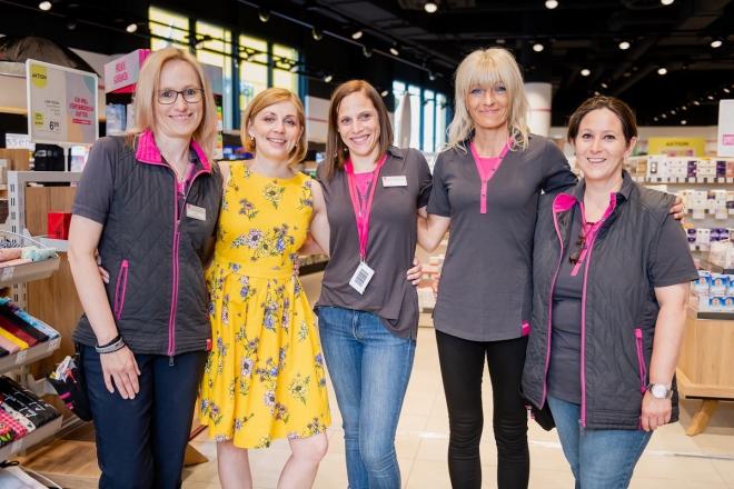 Das Verkaufsteam bei Bipa in Wiener Neustadt
