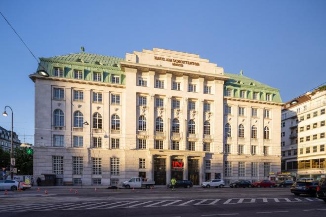 Außenansicht Interspar am Schottentor