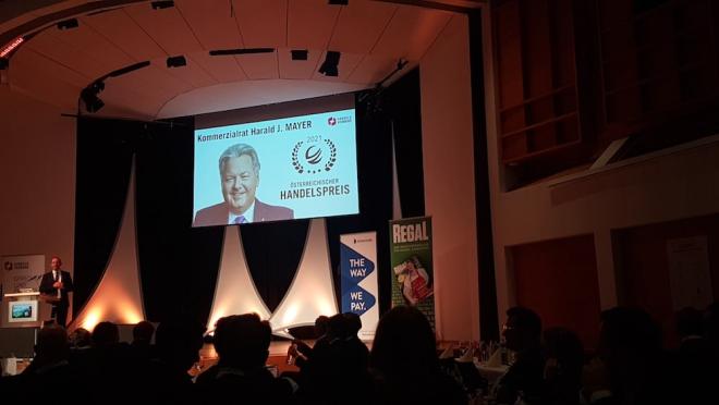 KR Harald J. Mayer bekommt den Handelspreis