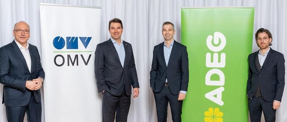 v.l..: Klaus-Jürgen Schneider, SVP Retail Mobility & Convenience; Gernot Gollner, Leiter OMV Tankstellengeschäft Österreich; Jürgen Öllinger, Adeg Vorstand; Brian Beck, Adeg Vorstandssprecher