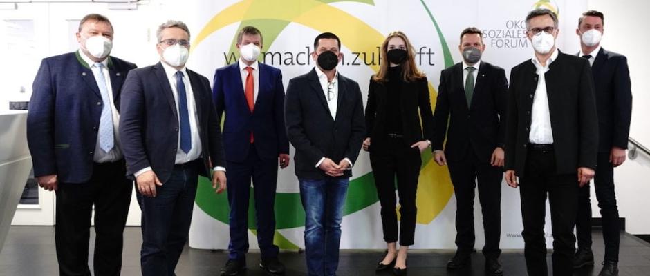 Wintertagung 2022: (v.l.n.r.)Leopold Gruber-Doberer, Johannes Frankhauser, Anton Hübl, Marcel Haraszti, Verena Scherfranz, Hans Mayrhofer, Georg Strasser, Johann Gasteiner