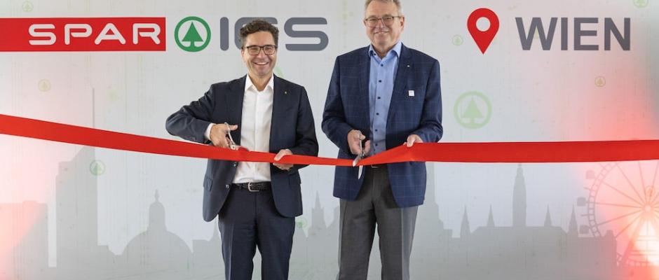 SPAR-Vorstand Markus Kaser und SPAR-ICS Geschäftsführer Andreas Kranabitl freuen sich über den neuen IT-Standort in Wien. 