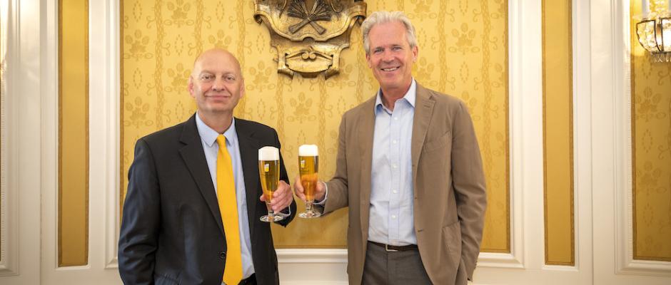 Florian Berger (li) und Karl Schwarz vom Brauereiverband