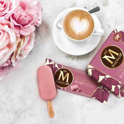 Erstmals Eis in rosa von Magnum Ruby
