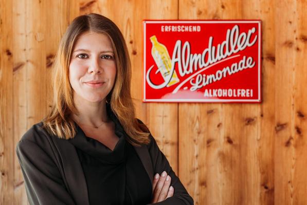 Valerie Semorad ist neue Brandmanagerin bei Almdudler