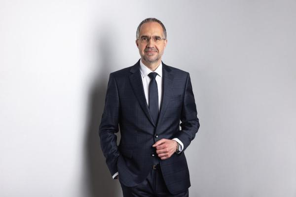 Mag. Gerald Hackl, Vorstandsvorsitzender VIVATIS Holding AG.