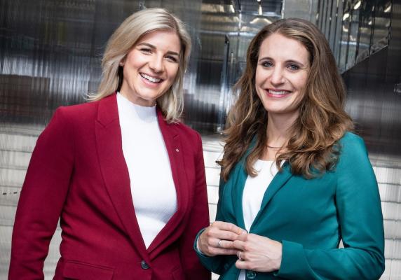 Spar Verena Schranzhofer und Victoria Danler (re.)