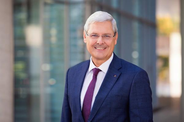 Neuer Vorstandsvorsitzender Spar: KR Hans K. Reisch