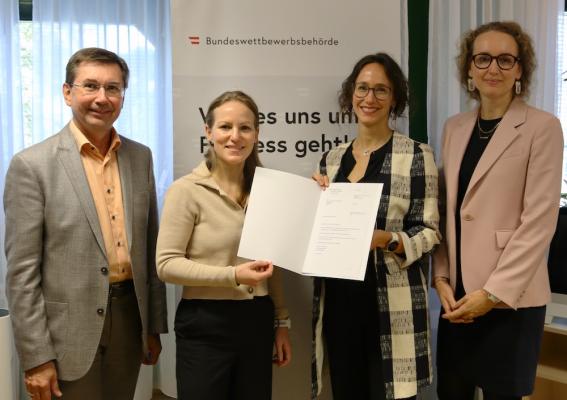 v.l.n.r.: Martin Janda, Natalie Harsdorf, Corinna Potocnik-Manzouri, Barbara Seelos