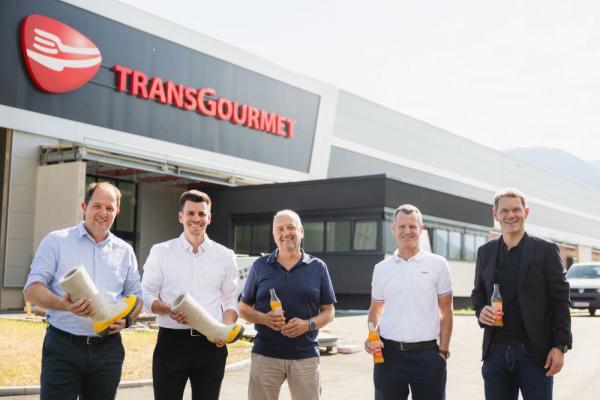 Freuen sich auf die Eröffnung im Herbst (v.l.): Uwe Frosch (Bauprojektmanager Transgourmet), Daniel Herb (Standortgeschäftsleiter Transgourmet Innsbruck-Kematen), Klaus Gritsch (Bürgermeister Kematen), Elmar Leiter von Bodner Bau und Patrick Weber von Bauplus