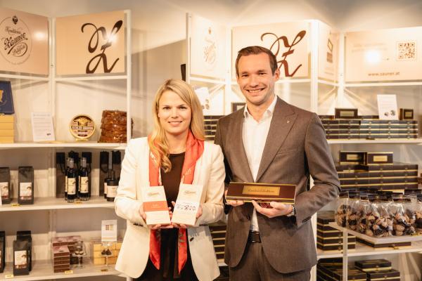 Verena und Philipp Zauner im neuen Pop-Up Store