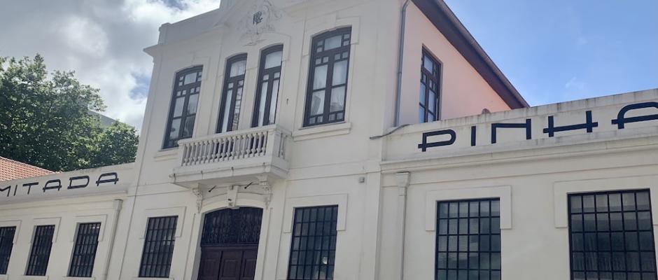 Pinhais Gebäude