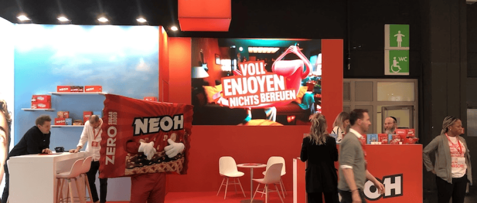Neoh Stand
