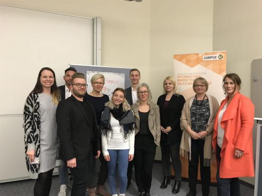 dm drogeriemarkt akademischer Handelsmanager
