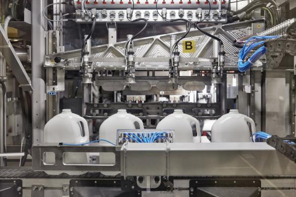 ALPLA steigt in HDPE-Recycling ein