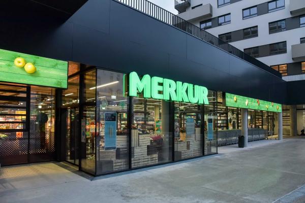 Merkur Markt öffnet für Spielwaren