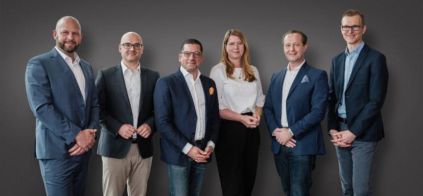 DasTeam in Wiener Neudorf für Rewe: v.l.n.r.: Harald Mießner, Michael Paterno, Marcel Haraszti, Elke Wilgmann, Robert Nagele und Erich Szuchy.