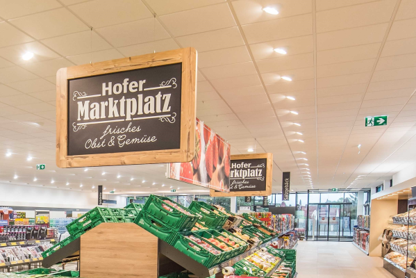 Hofer setzt auf grüne Logistik