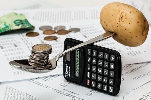Handel setzt die Benchmarks im Wertschöpfungs-Wettlauf 