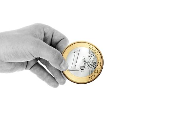 Der Handel spendet regelmäßig und viel für soziale Projekte, speziell vor Weihnachten.