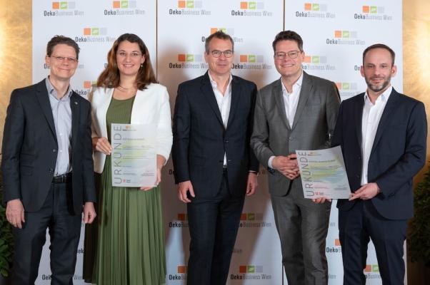 v.l.n.r.: David Farar (Leitung Finanz & Rechnungswesen GS1 Austria), Patricia Danzinger (Assistenz der Geschäftsführung und Marketing GS1 Austria), Gregor Herzog (Geschäftsführer GS1 Austria), Jürgen Czernohorszky (Wiener Klimastadtrat), Gerd Marlovits (Geschäftsführer EDITEL Austria)