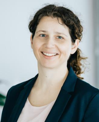 Kathrin Preiser‑Waldbauer​​​​ Senior Consultant YOUGOV