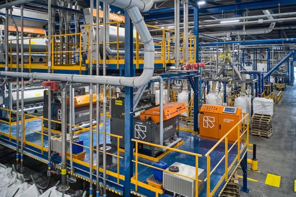 Cirrec (Faerch Group) hat in eine neue Linie mit den INNOSORT™ FLAKE- und AUTOSORT™ FLAKE-Systemen von TOMRA Recycling investiert.