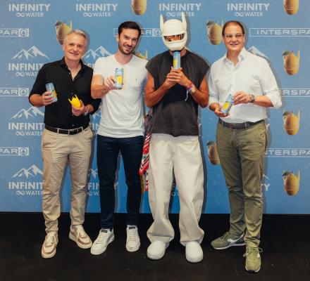 Harald Doppler (Infinity Water), Walter Scherb (Infinity Water), CRO, Johannes Holzleitner (Interspar)