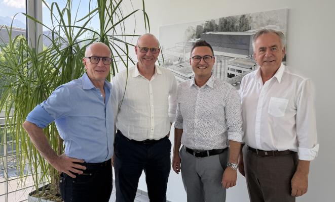 Vorarlberg Milch: Lukas Assmair übernimmt Geschäftsführung gemeinsam mit Bruno Breuß  v.l.n.r.: NÖM Vorstand Alfred Berger, Geschäftsführer Vorarlberg Milch Bruno Breuß, Geschäftsführer Vorarlberg Milch Lukas Assmair, NÖM Vorstand Josef Simon;